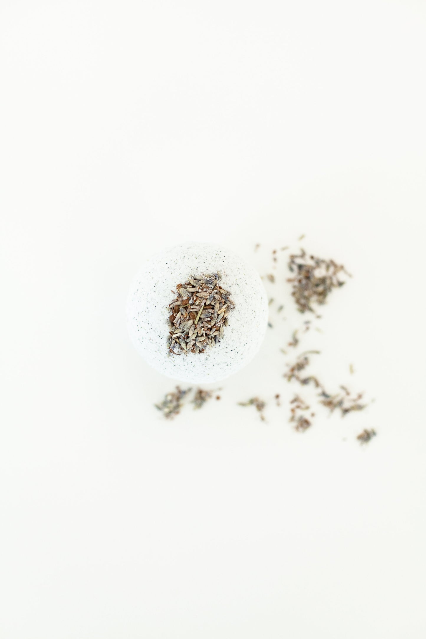 create-your-dreams-throat-chakra-bath-bomb