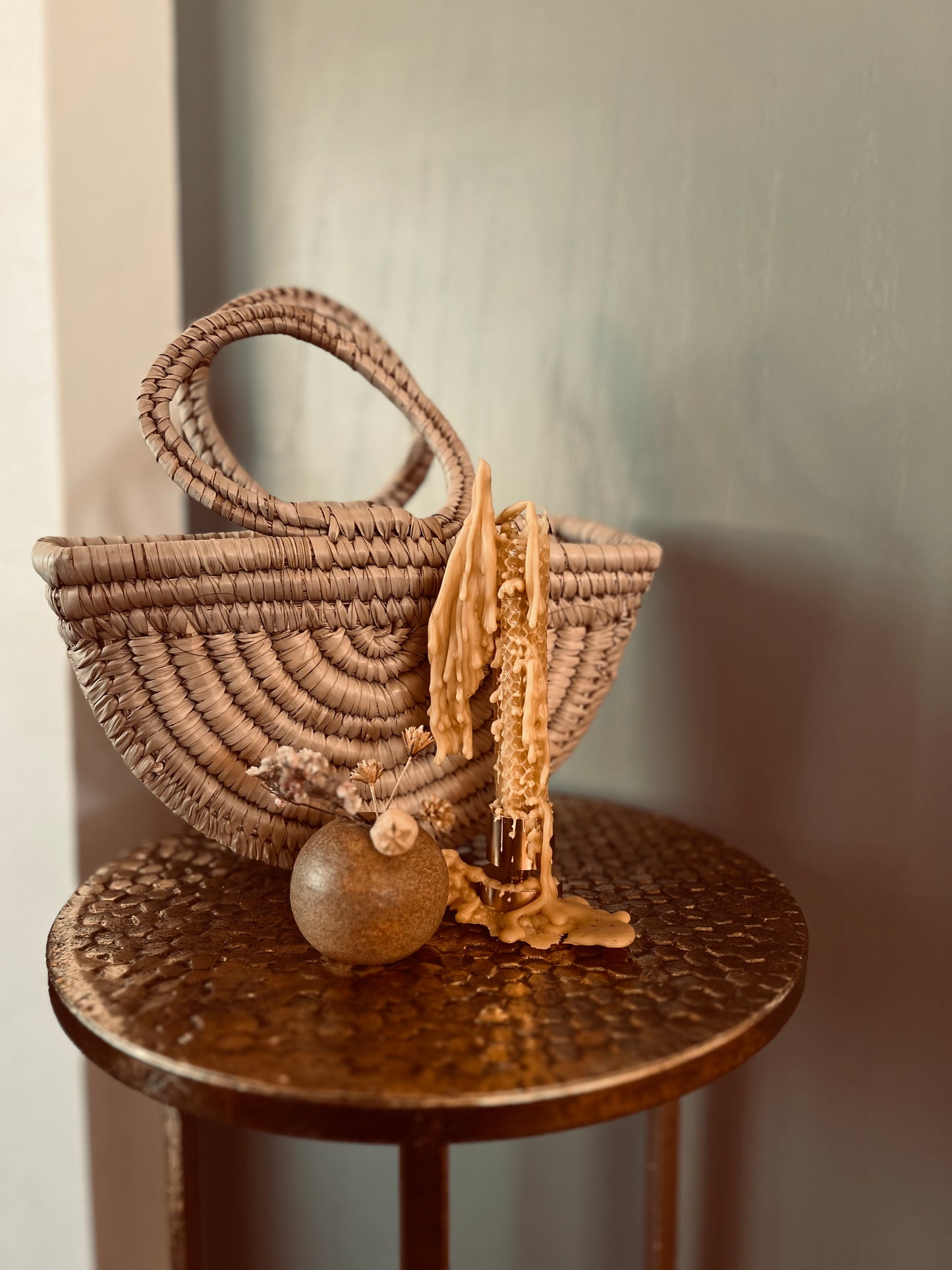 talia taper candle (2)