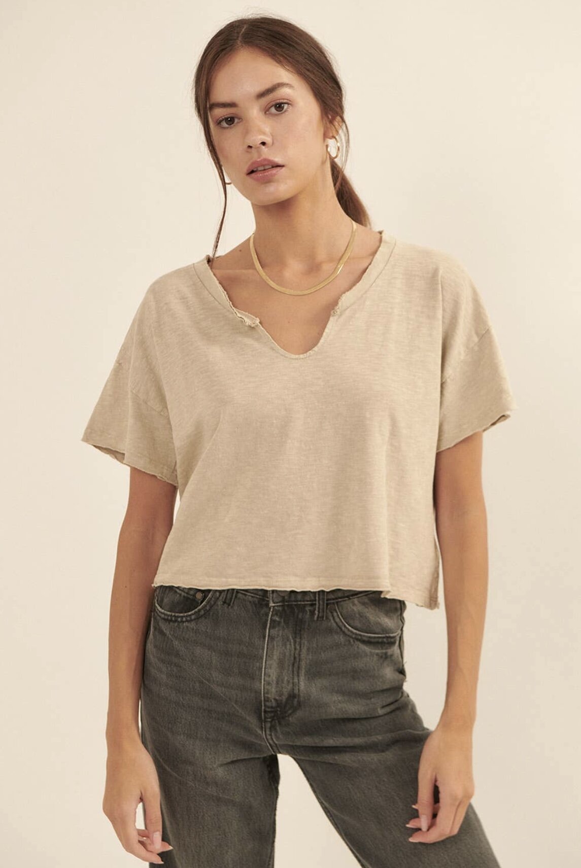 small biz mama cropped tee - stone